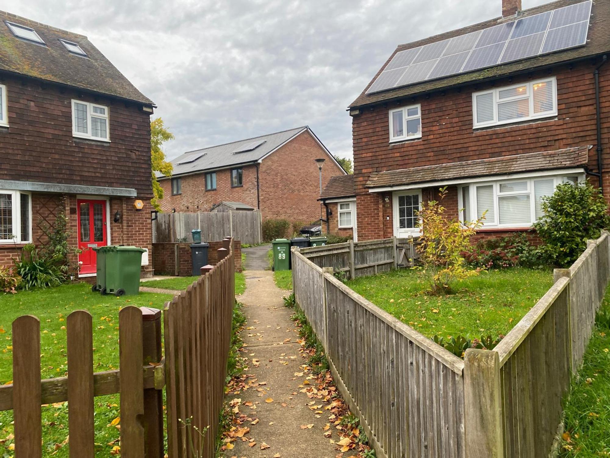 Cosy Apartment With Private Access And Kitchenette In Guildford (Adults Only) Worplesdon Екстериор снимка